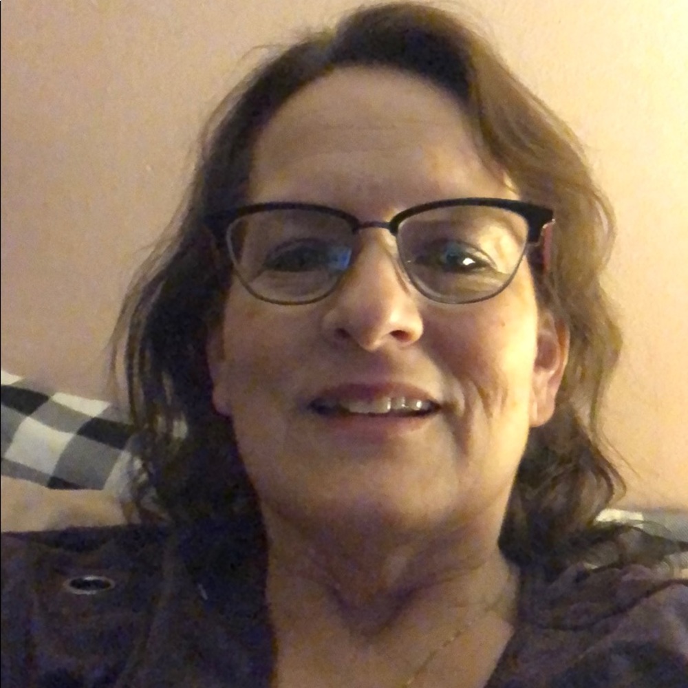 Meet your Posher, Julie